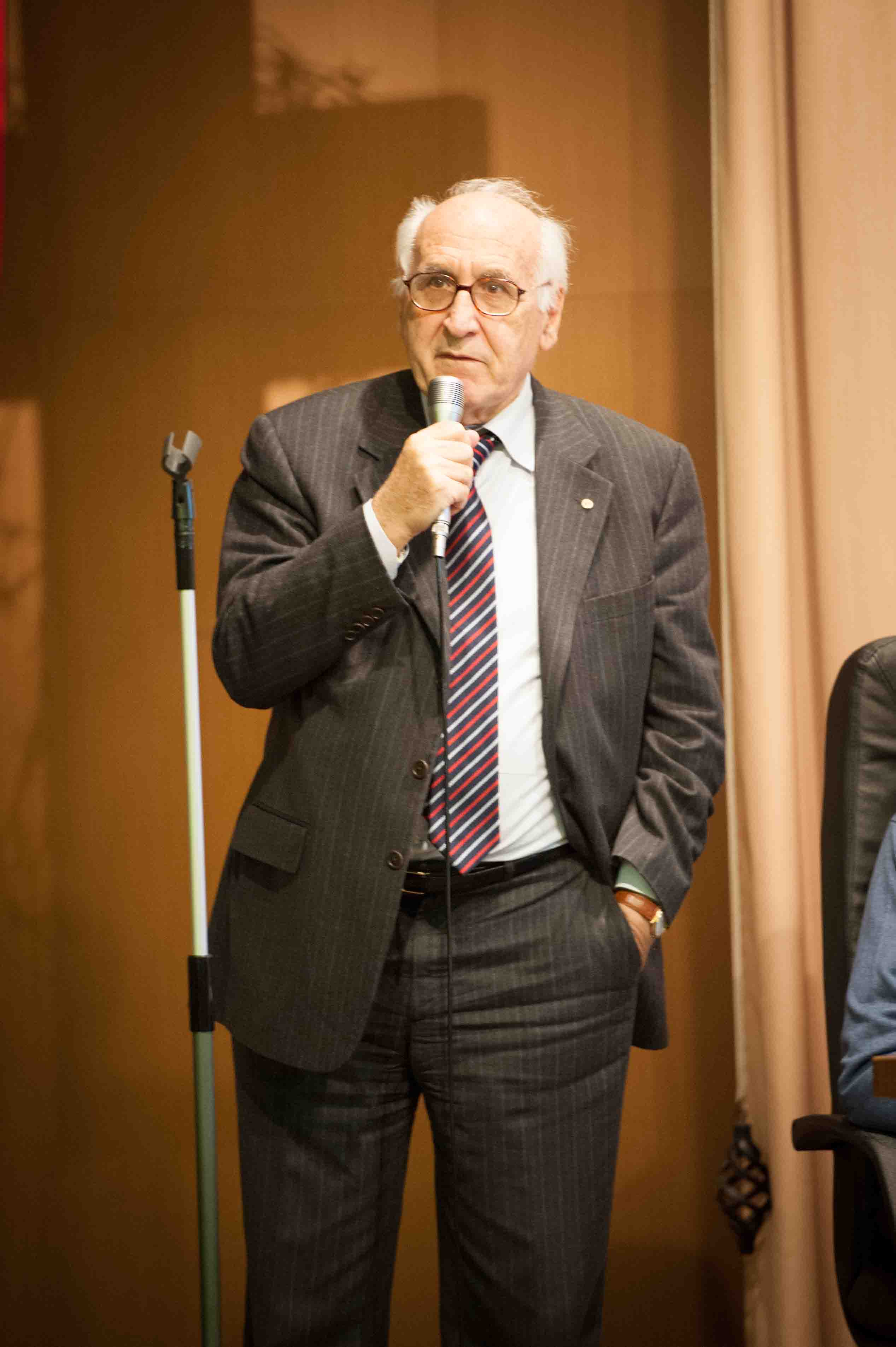 29.1.2014 - Interviene Emilio Pozzi, Presidente Ordine dei Medici di Bergamo