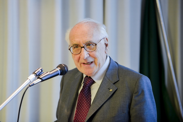 3.10.2013 Interviene Emilio Pozzi, Presidente Ordine dei Medici Bergamo